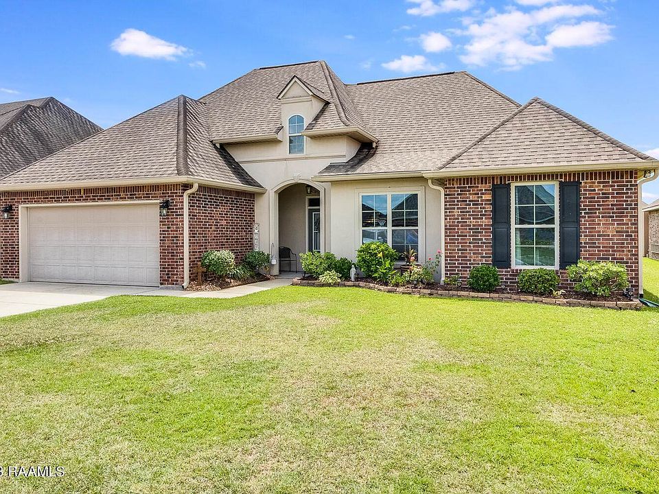 1st image of 125 Village View Dr
