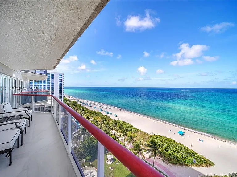6767 Collins Ave #1110 — Photo 28