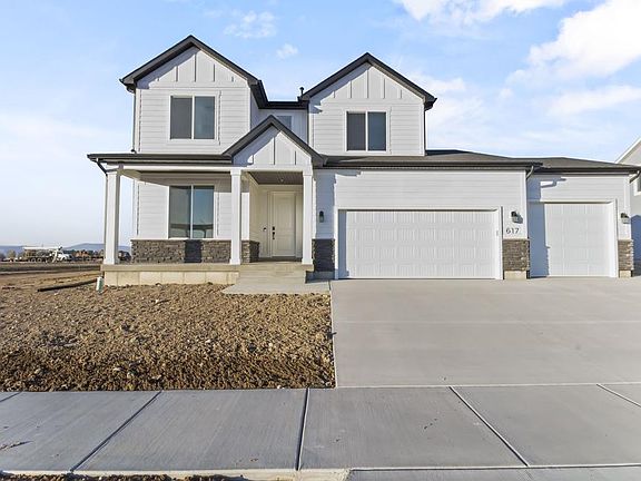 Photo as of 11-22-2022