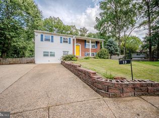 13 Carnegie Ct, Newark, DE 19713