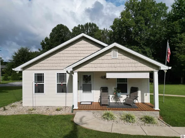 16 Crosscreek Rd, Cadiz, KY 42211