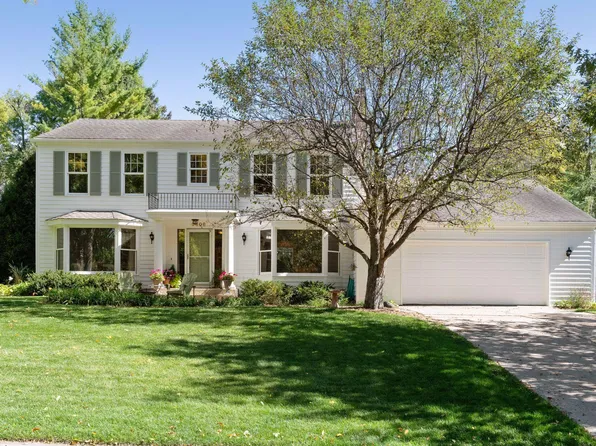 5808 Amy Dr, Edina, MN 55436