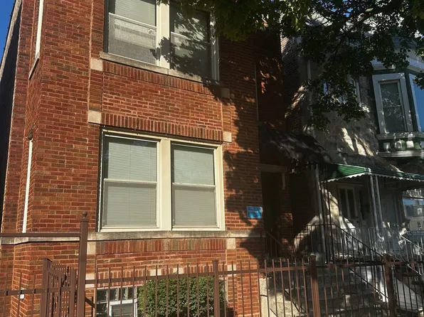 3020 W Walnut St #2, Chicago, IL 60612