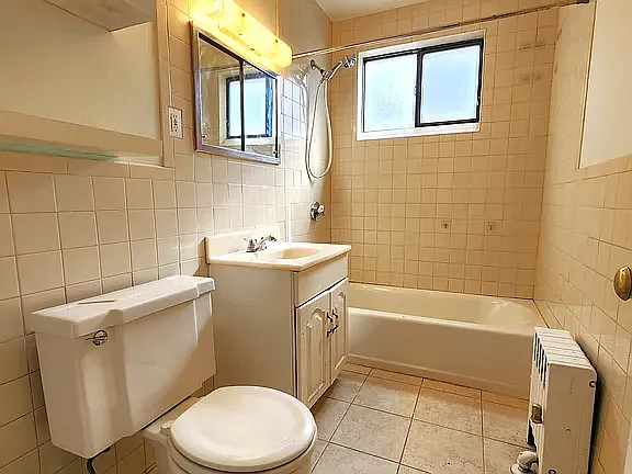 119 Nottinghill Rd #1 — Photo 11