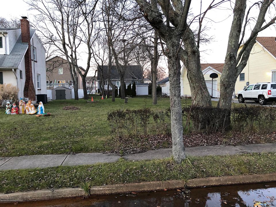 2nd image of 307 Washington Ave