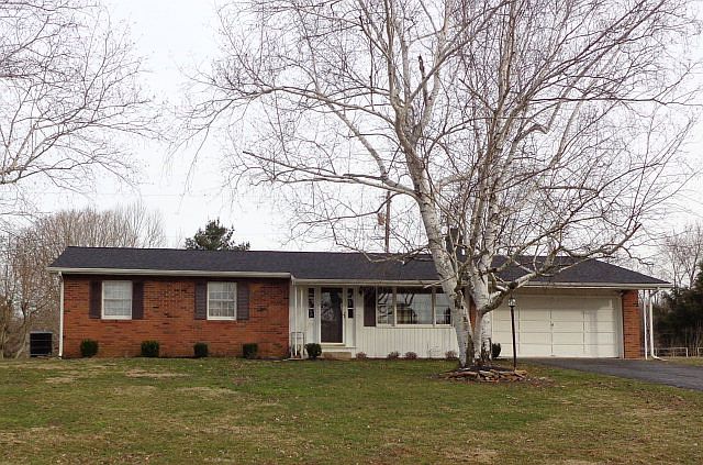 1st image of 65 Carmel Dr