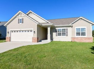 1044 Tallgrass Ln, Racine, WI 53406