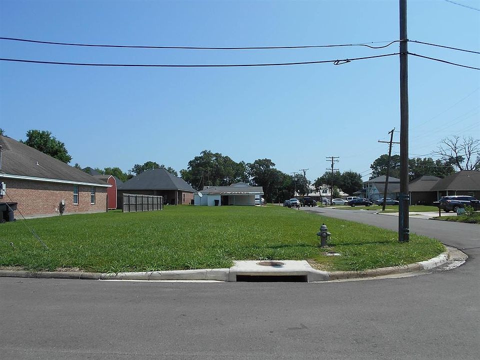 1st image of 1804 N 21st St