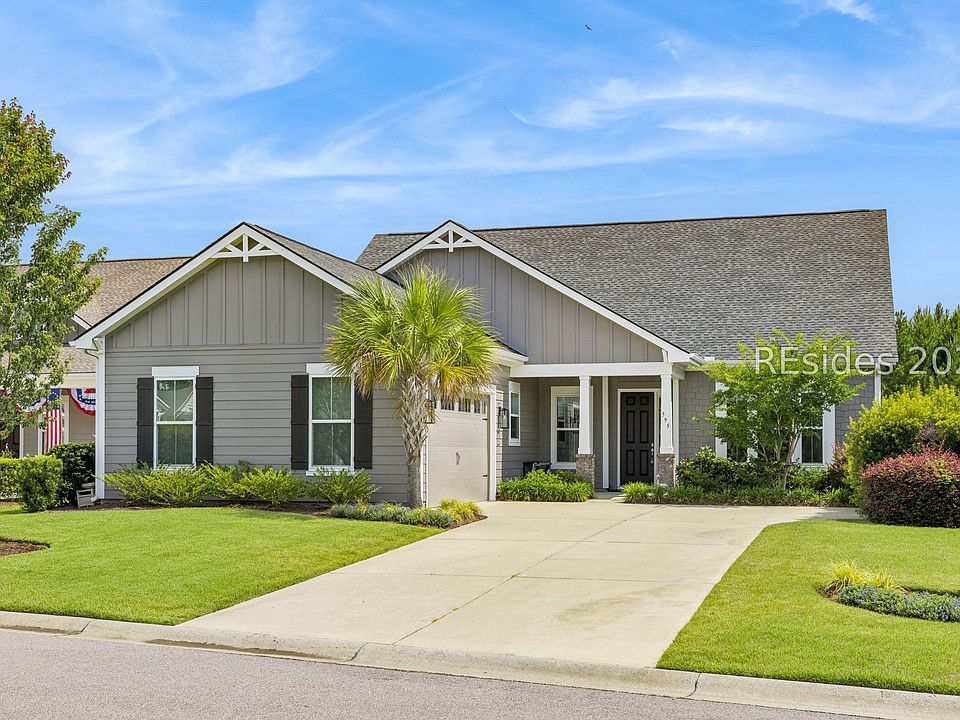 1st image of 395 Castaway Dr