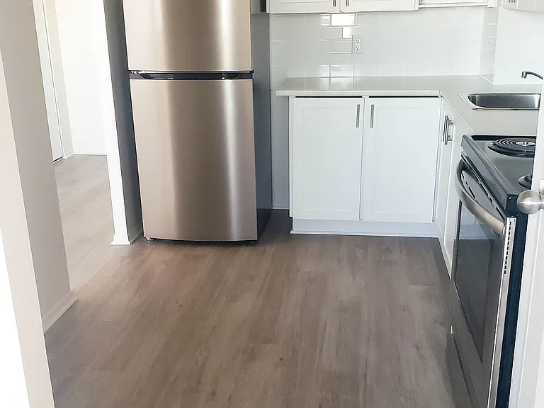 465 Richmond Rd — Photo 8