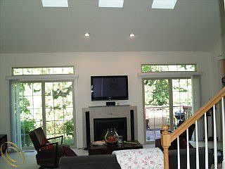 3rd image of 4392 Gateway Cir #1