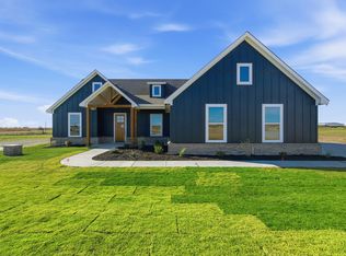 1005 Paramount Dr, Cresson, TX 76035