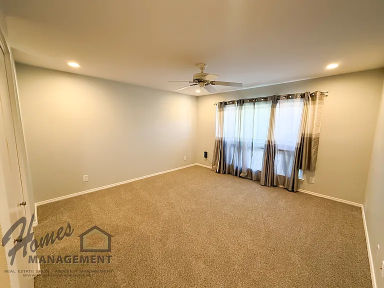 152 S Shore Dr — Photo 12