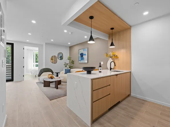 366 Harman Street image 23 of 54