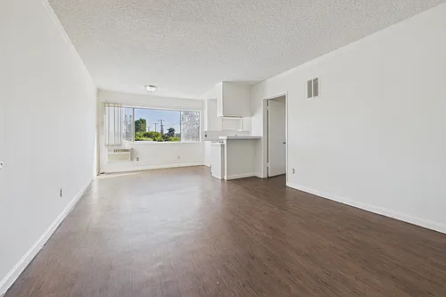 Floor plan 2 Bedroom, 1 Bath