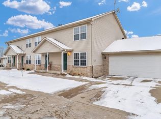 1017-1025 Maple Hill Rd #450, Bloomington, IL 61705