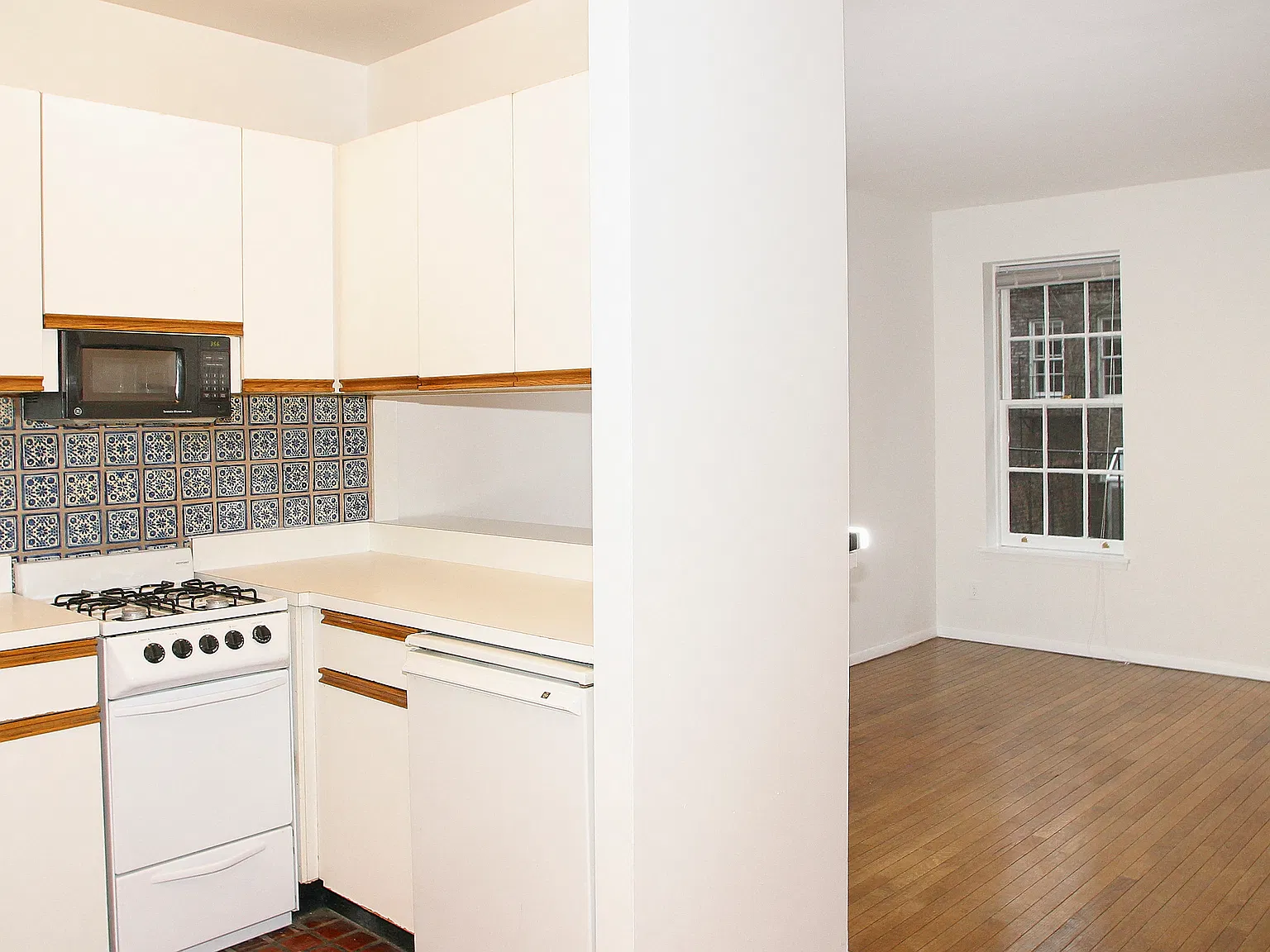 309 East 81st Street — Photo 3