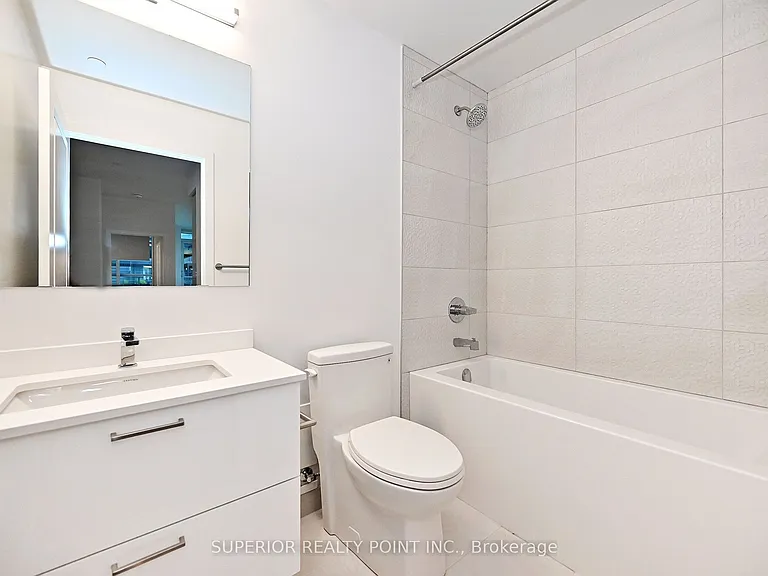 30 Upper Mall Way #A214 — Photo 36