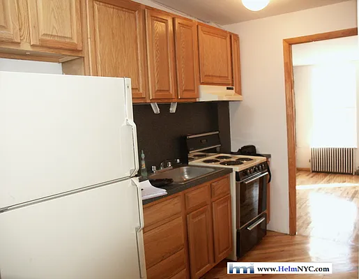 Rented by Helm Management | media 12