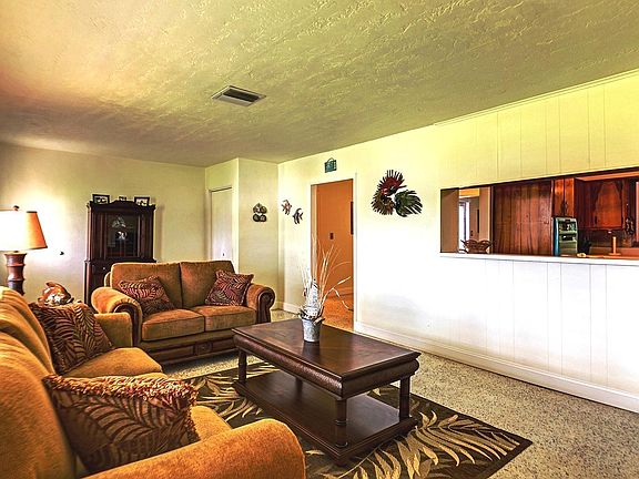 4th image of 137 Park Ln W