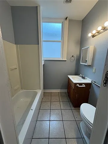 321 S Saint Patrick St #C — Photo 4