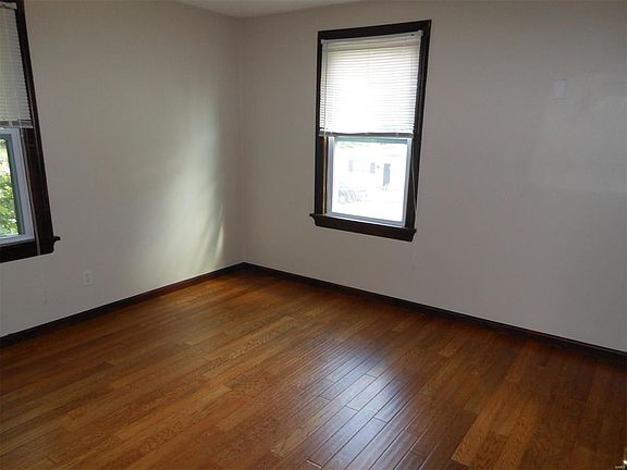 4th image of 7785 Folk Ave