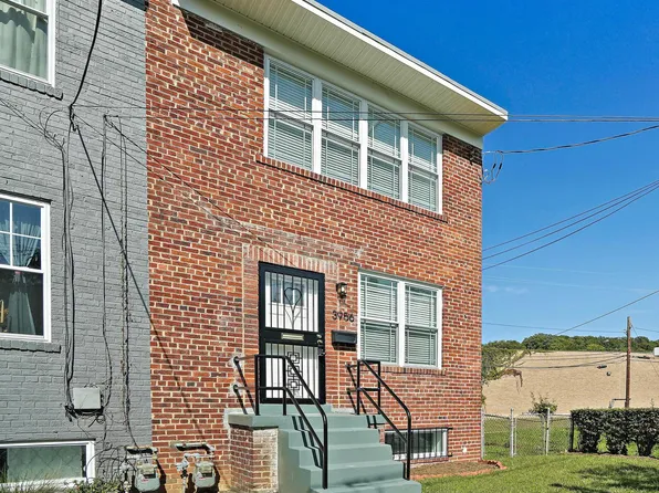 3956 Clay Pl NE, Washington, DC 20019