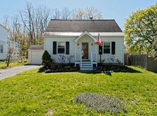11 Bartlett Pl, Glenville, NY 12302