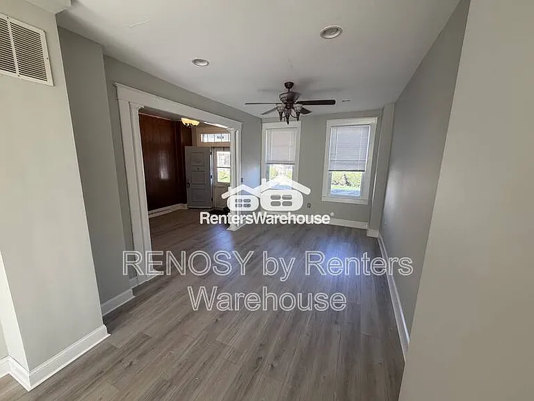 400 Lyndhurst St — Photo 5