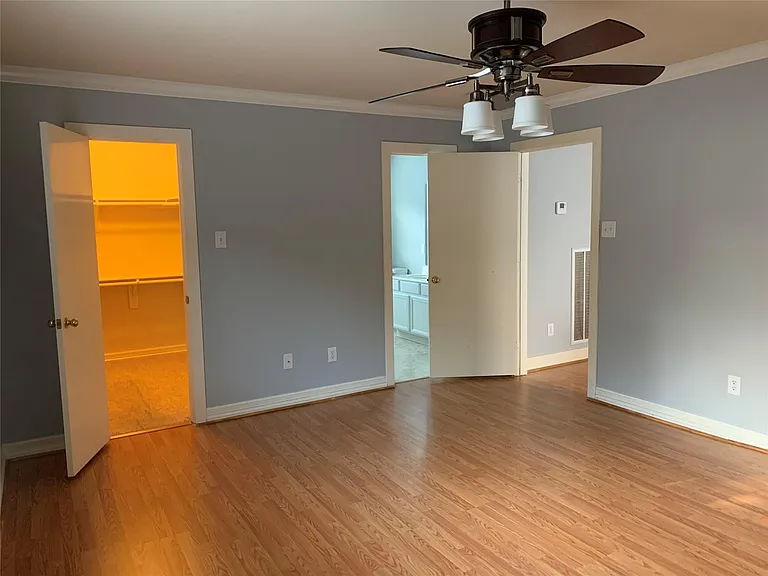 3923 Carriage Park Row — Photo 17