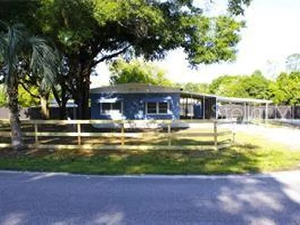 8047 Cindy Dr, Zephyrhills, FL 33540