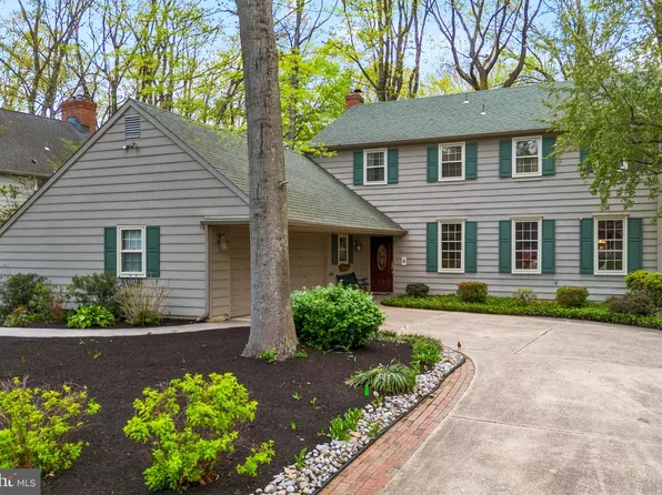 108 Ashford Rd, Cherry Hill, NJ 08003