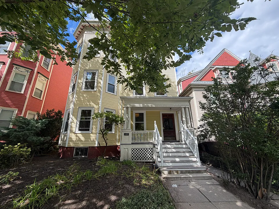 1657 Cambridge St #3