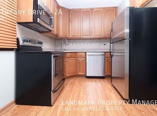 7535 Tiffany Dr APT 2A, Orland Park, IL