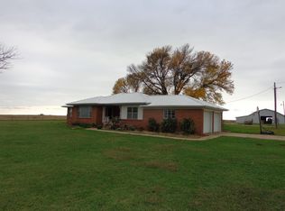 44 N 1st St, Comanche, OK 73529