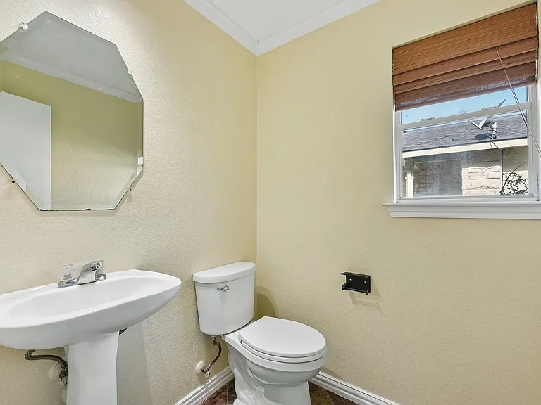 12712 Ring Dr — Photo 21