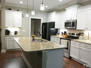 425 Huntsburg Dr, Louisburg, NC 27549