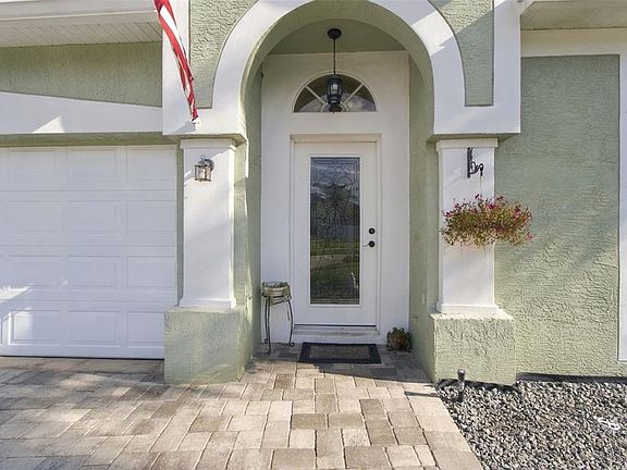 3rd image of 10225 GOLDENBROOK WAY