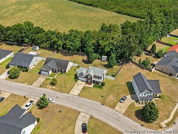 3rd image of 128 Crestwood Ln
