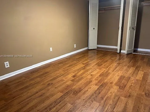 5252 Bosque Ln #9 — Photo 2