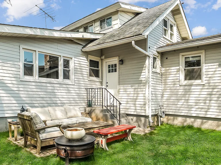 36 Dearborn Ave — Photo 21