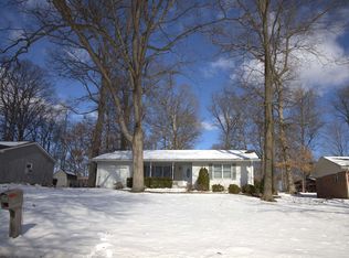 206 Oakwood Dr, Williamsport, IN 47993