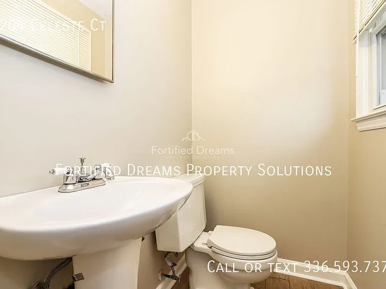 2204 Celeste Ct — Photo 11