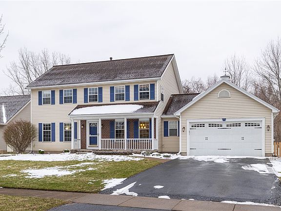 3rd image of 65 Barclay Ct