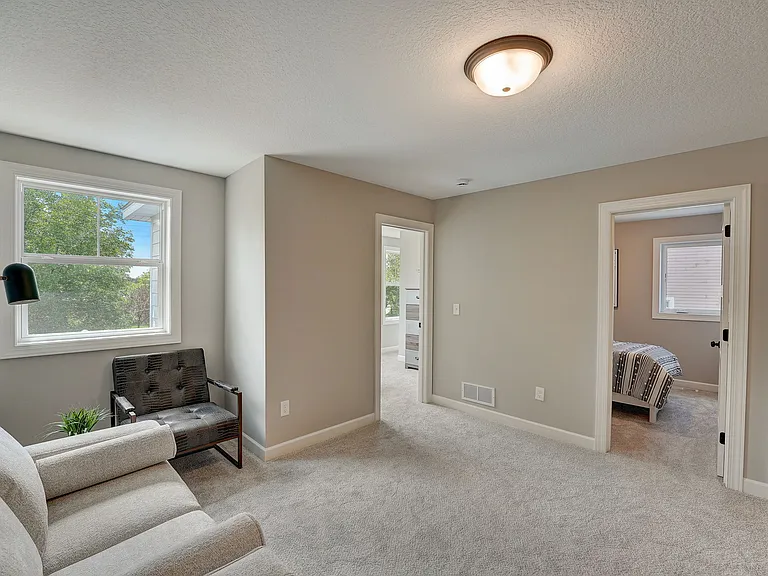 1145X W Laketowne Dr NE — Photo 15