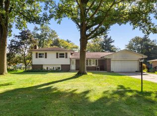51930 Orange Rd, South Bend, IN 46628