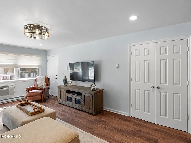 1340 Ocean Ave #35 — Photo 8