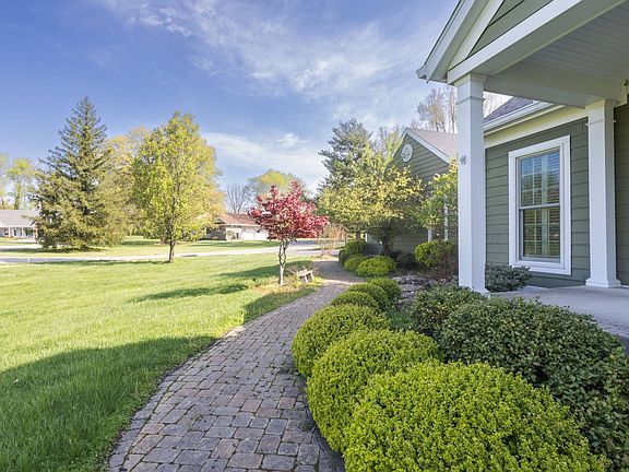 5th image of 1006 Fairmount Farms Ln