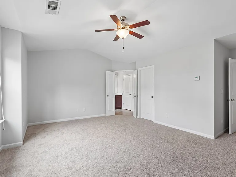 5860 Vinyard Ln — Photo 21