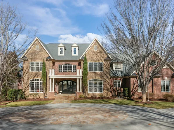 1524 Eglantyne Ct, Raleigh, NC 27613